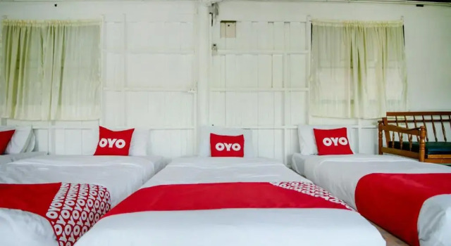 Люкс с 2 комнатами OYO 402 Raknatee Resort