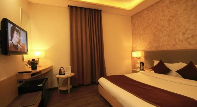 Hotel Naeeka, Rezerwuj Hotel Hotele w Gujarat ze śniadaniem, Śniadanie