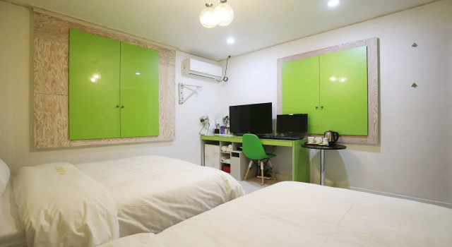 JJAK Hotel