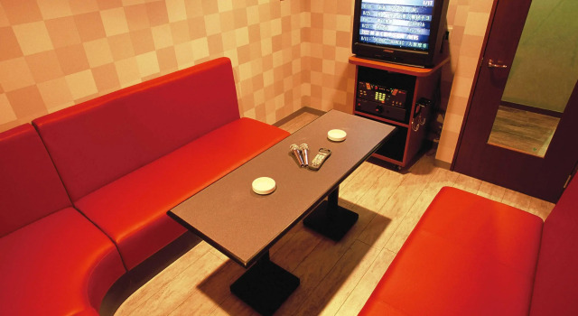Ooedo Onsen Monogatari Ureshinokan, Buchen Sie Hotel Ureshino Saga