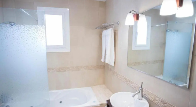 Полулюкс Hotel Segle XX