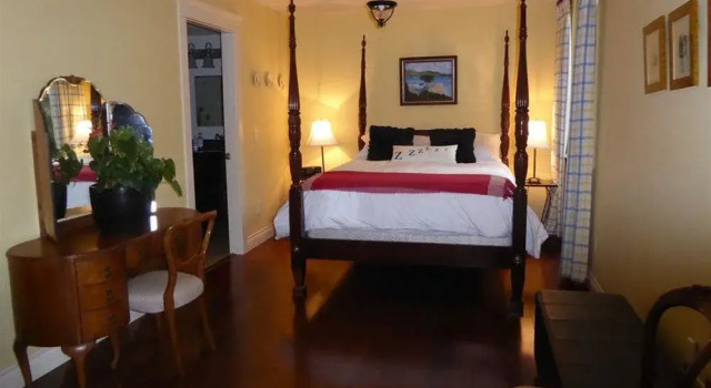 Willow Beach Bed & Breakfast, Réserver Hôtel Hôtels à Colombie-Britannique avec parking, Parking