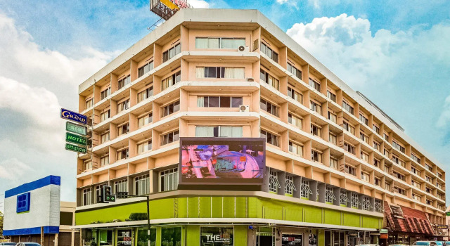 Grand Thara Hotel, Забронировать Отель Отели Южного Таиланда 3 звезды, 3*