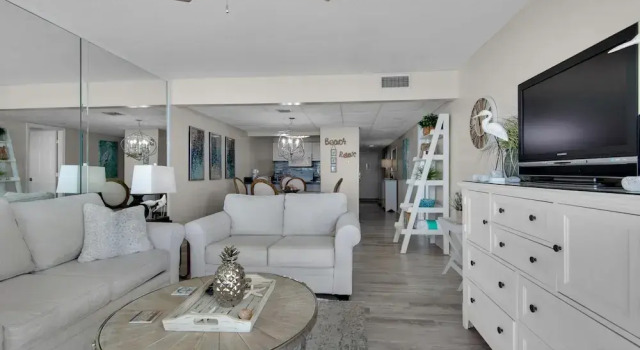 Windward 203 at Edgewater, Rezerwuj Hotel Hotele w Panhandle Florida z basenem, Basen