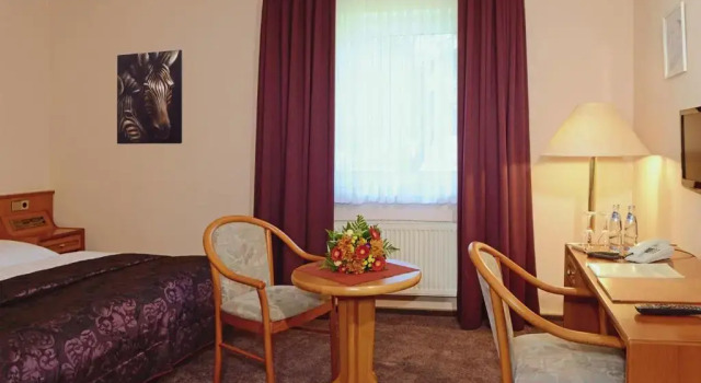 Kärntner Stubn, Réserver Hôtel Koenigslutter 