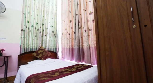 Khanh Linh Guest House, Rezervovat Penzión Hotely v Ha Giang s parkováním, Parkování
