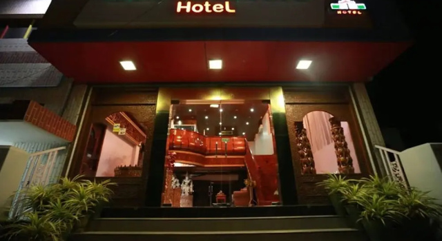 East Mandalay Hotel, Rezervovat Hotel Mandalay Myanmar