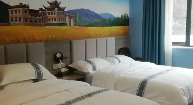 Kangding Xinduqiao Yunxuan Star River Hotel, Book Hotel Xinduqiao Sichuan