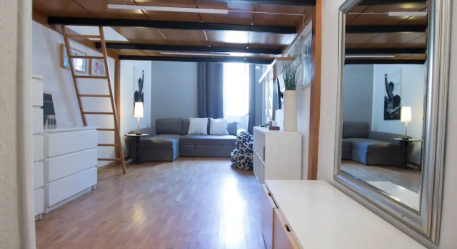 JOIVY Splendid Flat In Perfect Centre, Забронировать Отель Милан Ломбардия, рядом с Colonne di San Lorenzo