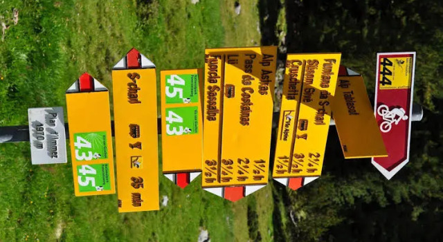 Crusch Alba Ed Alvetern, Buchen Sie Hotel Scuol Graubünden