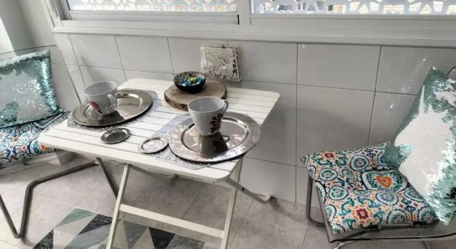 Apartamentos Flamenco B&B, Забронировать Отель «постель и завтрак» Серро-Амате Севилья, рядом с Centro Deportivo Amate