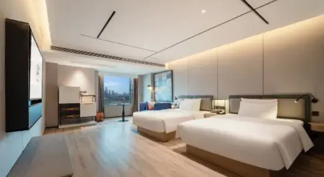Двухместный номер Standard с видом на реку Atour S Hotel Chongqing Jiefangbei Hongyadong Riverview