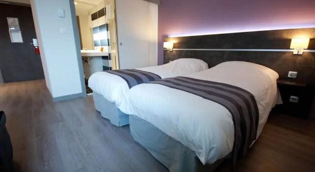 Номер Standard Brit Hotel Confort Saint-Dizier