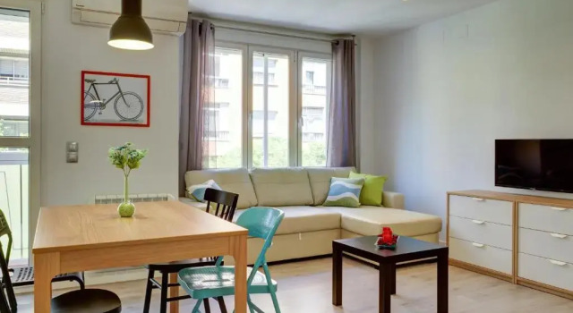 Apartamentos San Lázaro 2, Book Apartment Hotels in Aragon with Parking, Parking