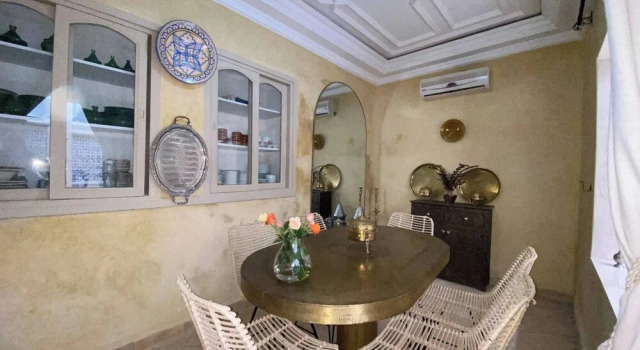 Luxurious 5-bedroom Apartment in Marrakesh With Full Accessibility, Book Lejlighed Marrakech Marrakech-Tensift-Haouz