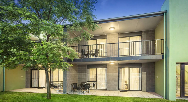 Quest Sale Serviced Apartments & Conference Centre, Rezerwuj Hotel Sale Gippsland