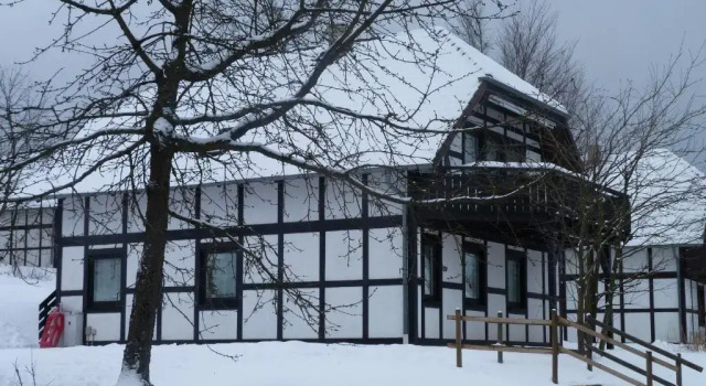 House of Rootz, Забронировать Апартаменты/квартира Франкенау 