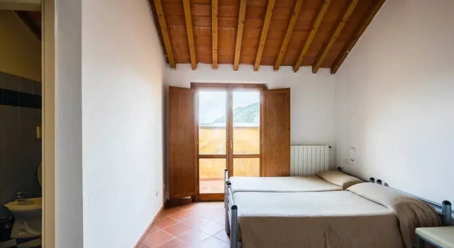 Student's Hostel Gowett, Reserva ahora Albergue Hoteles en Costa etrusca con aparcamiento, Aparcamiento
