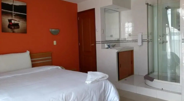 Полулюкс Libertad Hotel