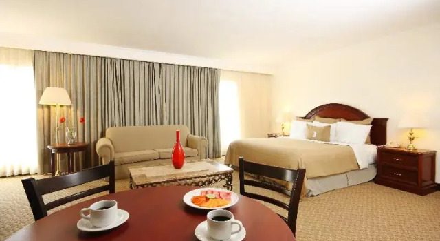 Двухместный полулюкс Fiesta Inn Express Nuevo Laredo