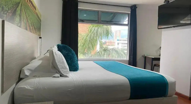 Полулюкс Hotel Portón Sabaneta