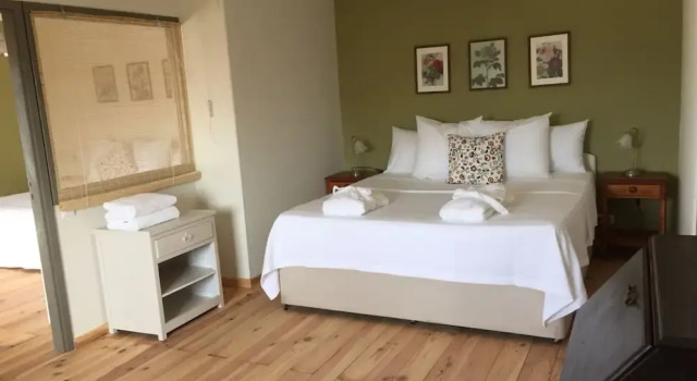 Четырёхместный семейный номер Standard с 2 комнатами с балконом Quinta da Paz B&B