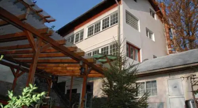 Cazare Casa Cristina, Book Hostel Hostels in Prahova Valley, Hostel