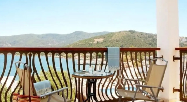 Двухместный номер Standard с балконом и с видом на сад Mi Casa Beach Hotel