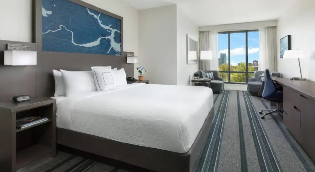Двухместный номер Deluxe Courtyard by Marriott Boston Cambridge