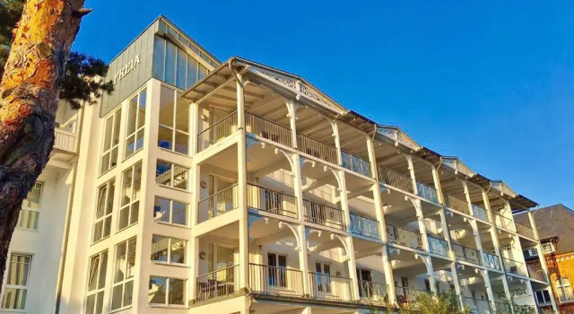 Villa "Freia" F 404 WG 11 mit direktem Meerblick und Balkon