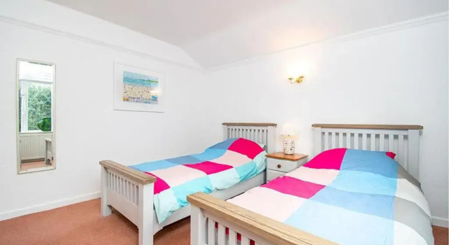 Greenacres, Book Hotel Hoteller i Llanbedrog med parkering, Parkering