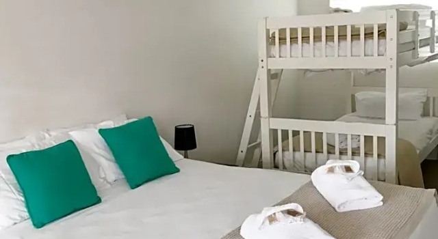 Номер Deluxe Thirroul Beach Motel