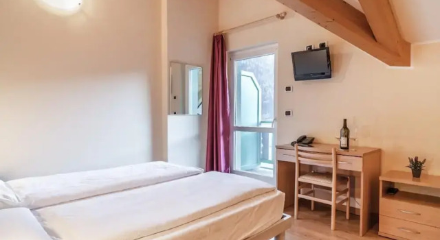 Двухместный номер Classic с балконом Hotel Garnì Maria