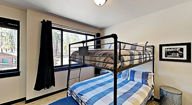 New Listing! Brand-new Townhome W/ Rooftop Deck 3 Bedroom Condo
