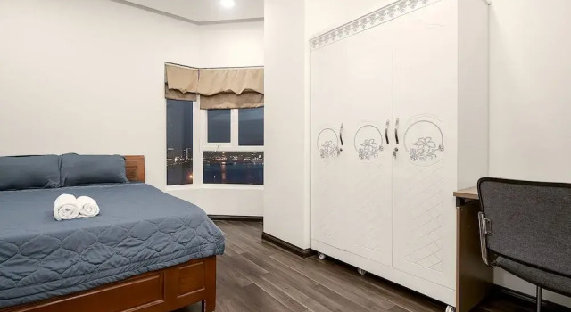 Salalem Monarchy Apartment Han Riverside, Buchen Sie Ferienwohnung Đà Nẵng 