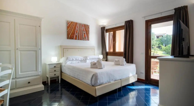 Hotiday Punta Sardegna, Book Hotel Palau Emerald Coast