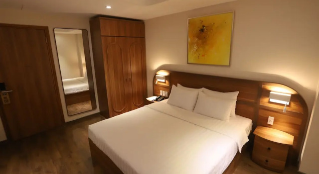 Апартаменты Deluxe Lanura Apartments and Hotel