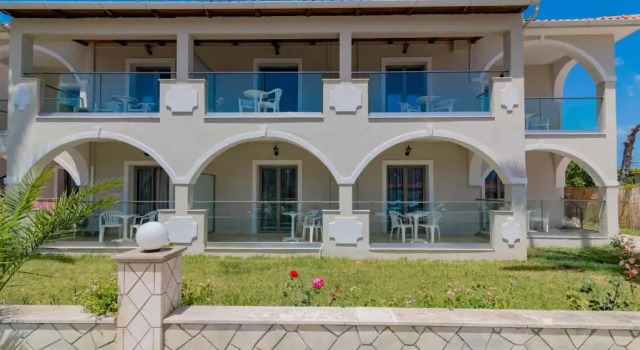 Katerina Palace Studio 2, Book Hotel Cheap Hotels in Argassi