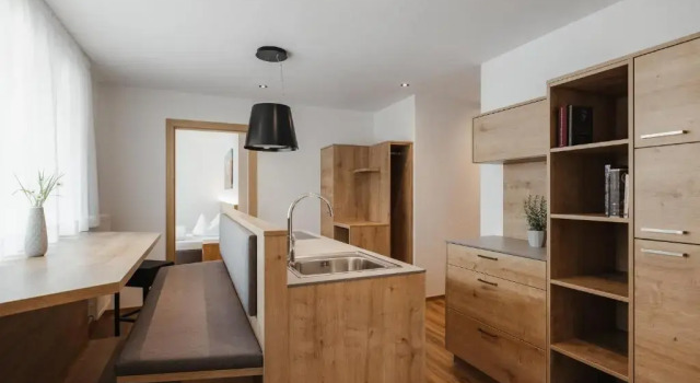 Апартаменты Deluxe Residence Mirabell