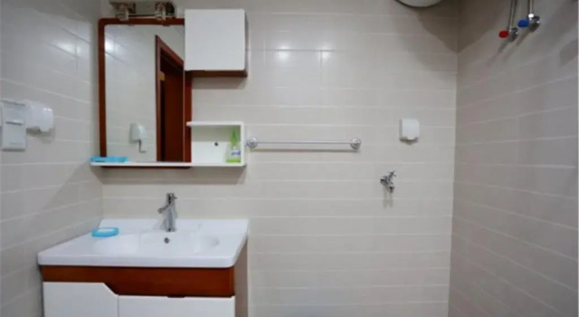 Utopia Hostel