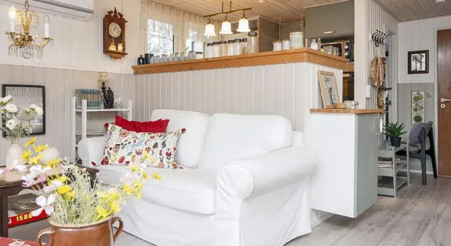 4 Person Holiday Home in Glesborg, Rezerwuj Dom wakacyjny Hotele w Midtjylland z parkingiem, Parking