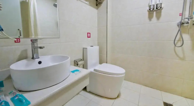 Двухместный номер Standard Pai Hotel Jinan Railway Station North Plaza Dikou Road