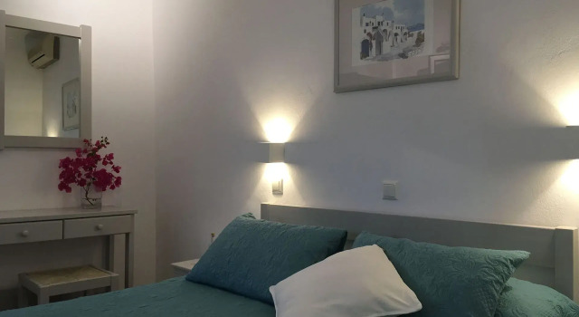 Stefano Apartments