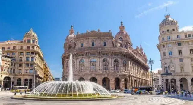 Flat 4 bedrooms 2 bathrooms - Genoa, Забронировать Отель Генуя Итальянская Ривьера, рядом с D'Albertis Castle