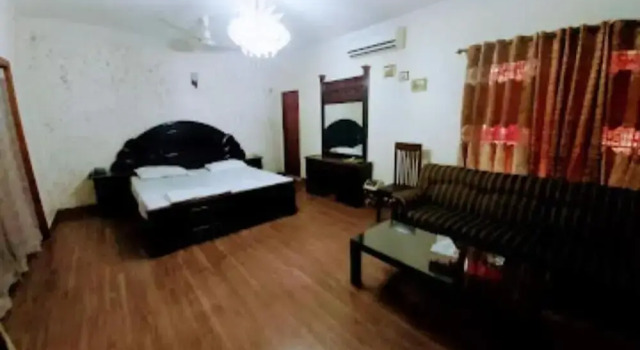 Omega Inn Hotel