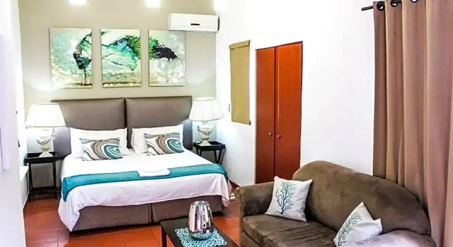 45 Broadway Lodge, Забронировать Отель Отели Дурбана 3 звезды, рядом с Beachwood Golf Club, 3*