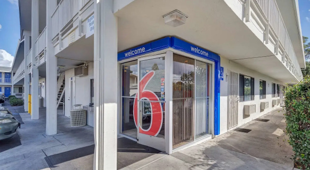 Motel 6 – Santa Rosa, CA - South