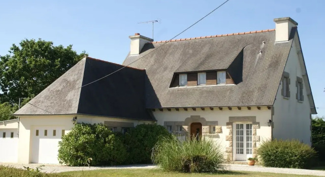 Charming Breton house in Hénansal, Забронировать Отель Отели Côtes-d'Armor 3 звезды, 3*