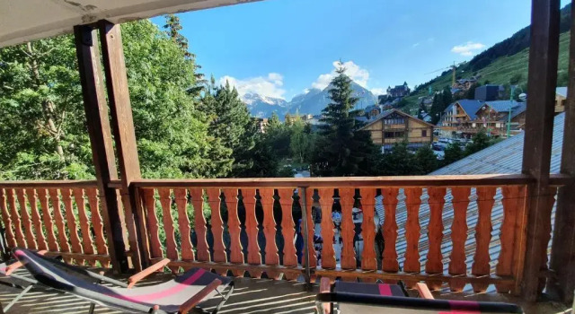 Двухместный номер Standard с видом на горы Hotel Les Lutins