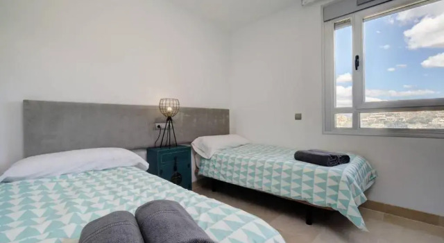 Апартаменты с 3 комнатами Luxury Flat- Sea, Golf and Mountain Views